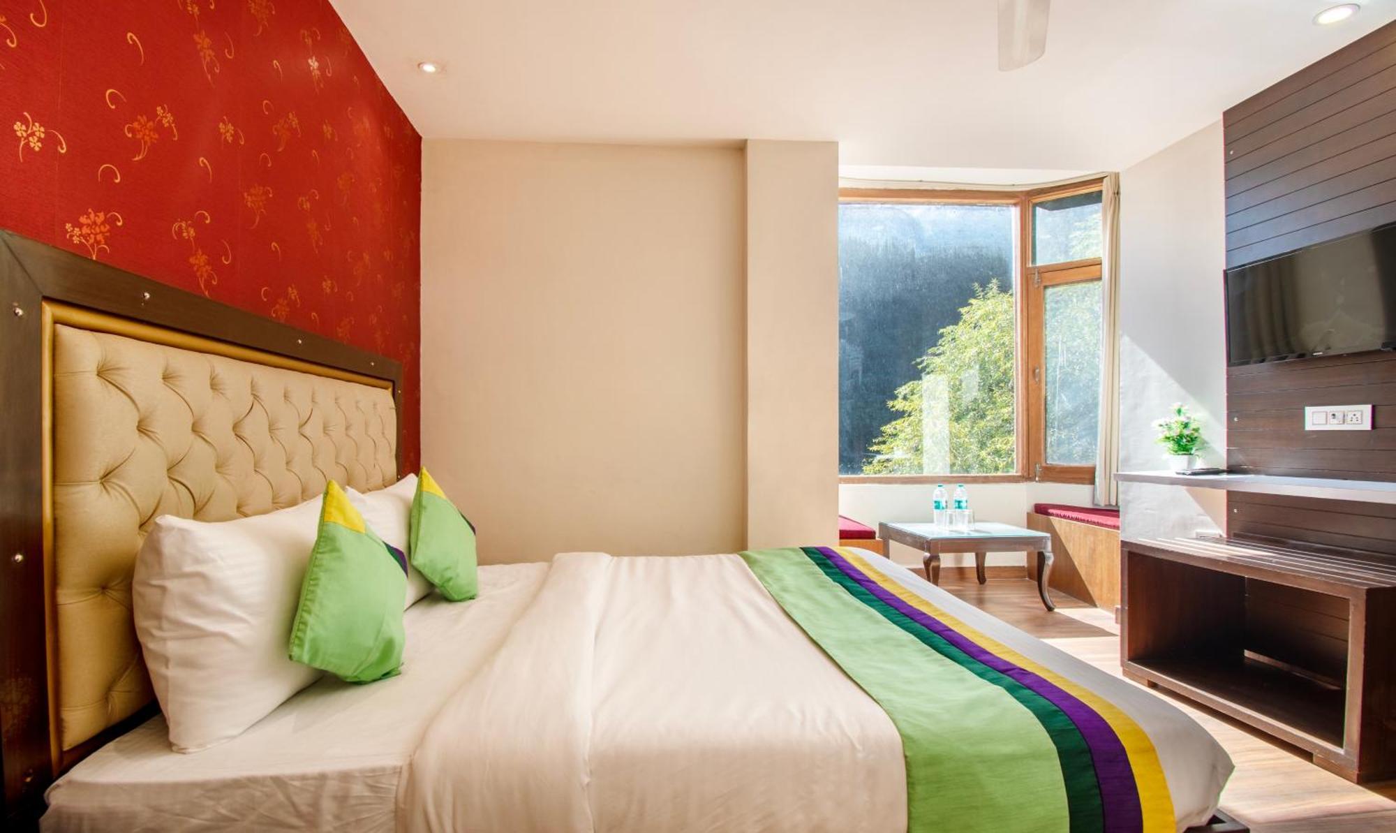Ambika Residency, Near Hidimba Devi Temple Hotel Manāli Exterior foto