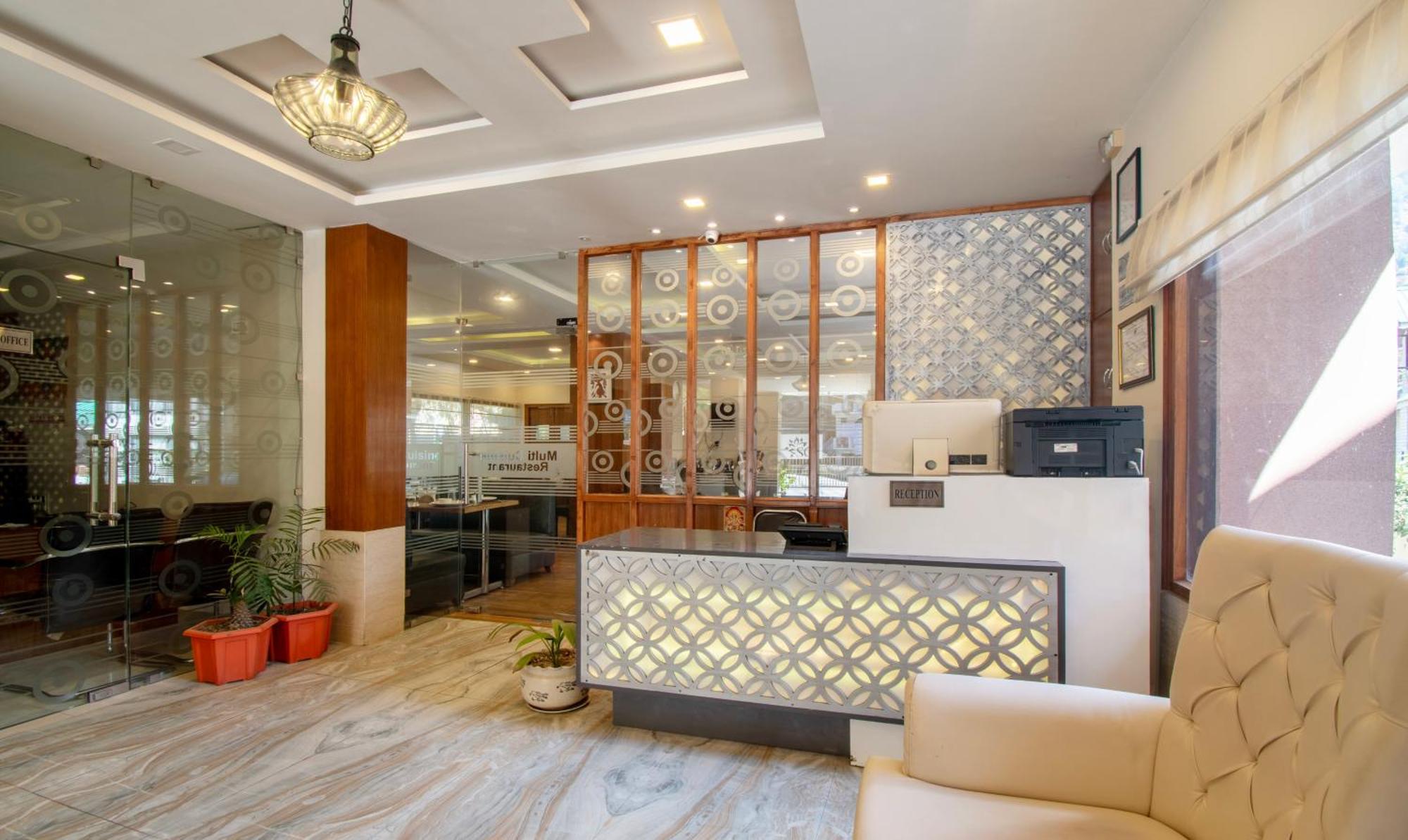 Ambika Residency, Near Hidimba Devi Temple Hotel Manāli Exterior foto